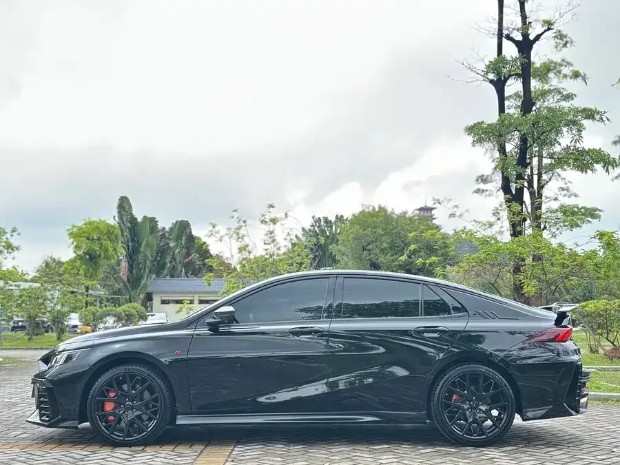 GAC Trumpchi Shadow Leopard Shadow Leopard 2024 400T Automatic Shadow Leopard R MAX Edition 2024 — миниатюра 4