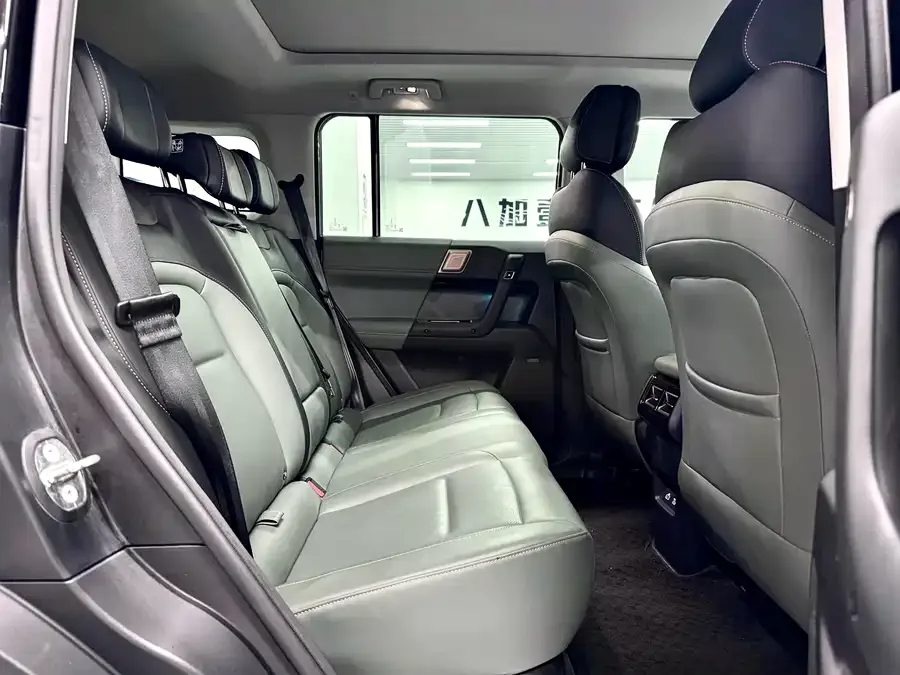iCAR 03 iCAR 03 2024 501km 4WD long range advanced version 2024 — миниатюра 5