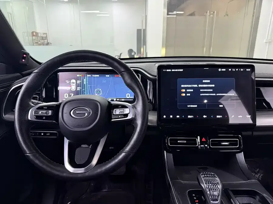 GAC Trumpchi GS8 Trumpchi GS8 2022 Pilot Series 2.0TGDI 4WD Luxury Smart Edition (7 Seaters) 2023 — миниатюра 5