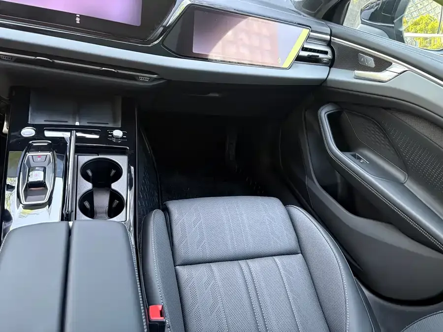 Audi A6L 2026 2.0T quattro Premium 2026 — миниатюра 4