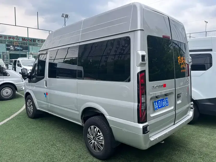 Jiangling Fushun Jiangling Fushun 2022 2.0T manual multi-purpose passenger car short-axle mid-high roof 6-seater 2023 — миниатюра 3