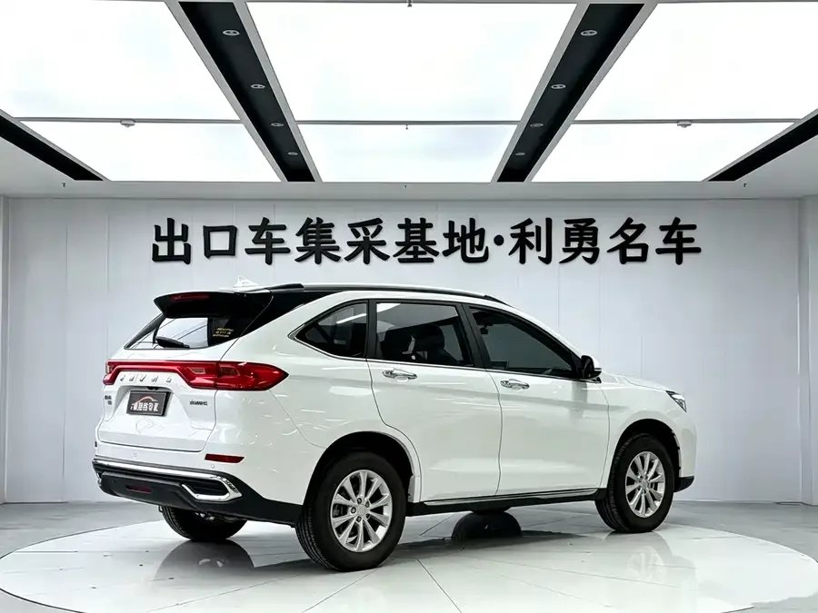 Haval M6 Haval M6 2023 PLUS 1.5T DCT Luxury Smart Connected Edition 2023 — миниатюра 2