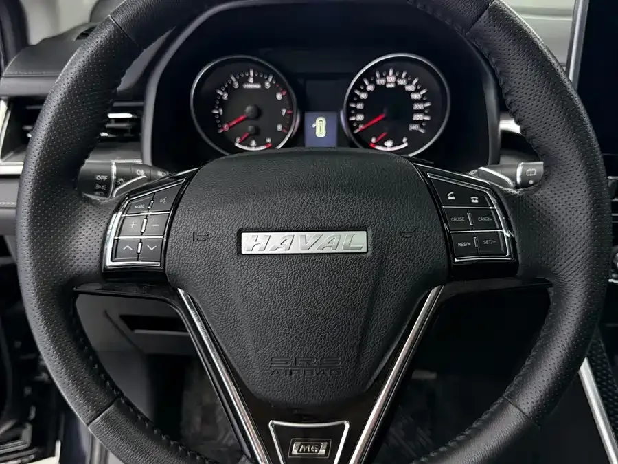 Haval M6 Haval M6 2023 PLUS 1.5T DCT Luxury Smart Connected Edition 2023 — миниатюра 4