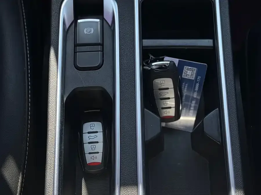Haval M6 Haval M6 2021 PLUS 1.5T DCT Elite Intelligent Connected Model 2022 — миниатюра 3