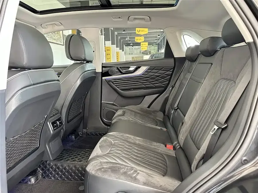Hongqi HS5 Hongqi HS5 2022 facelift 2.0T Zhilian Qixiang Edition 2023 — миниатюра 2