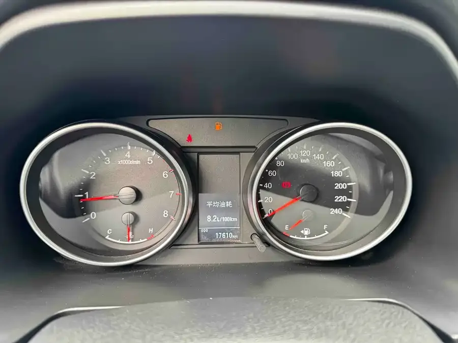 Haval M6 Haval M6 2023 PLUS 1.5T manual luxury smart connected model 2023 — миниатюра 5