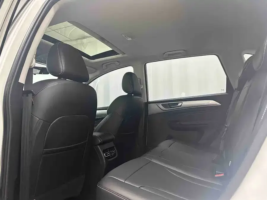 Haval M6 Haval M6 2021 PLUS 1.5T DCT Luxury Smart Connected Edition 2022 — миниатюра 5