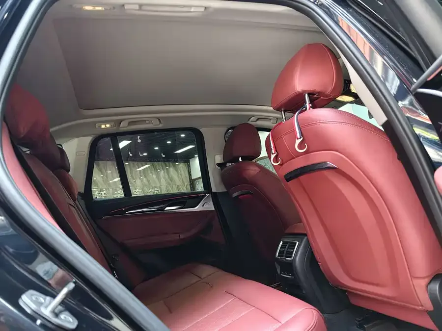 BMW iX3 2022 facelift leading model 2022 — миниатюра 3