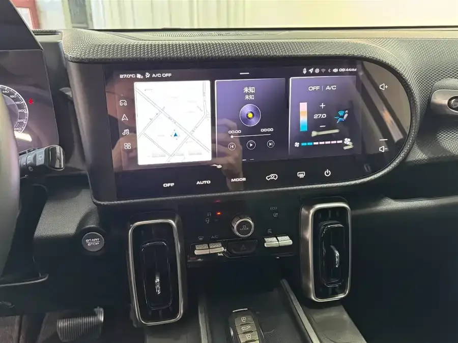 Haval Big dog Haval Big Dog 2021 1.5T DCT 2WD Labrador Edition 2022 — миниатюра 5