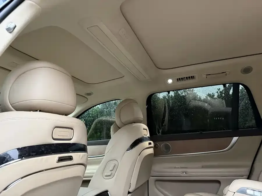 AITO M9 M9 2024 Extended Range Ultra Edition 42kWh 6-seater Edition 2024 — миниатюра 4