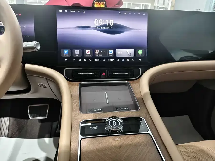 AITO M9 Wenjie M9 2024 Extended Range Ultra Edition 52kWh 5-seater Edition 2024 — миниатюра 4
