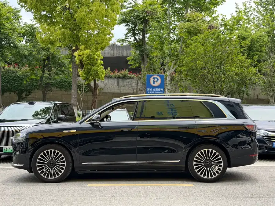 AITO M9 M9 2024 Extended Range Ultra Edition 52kWh 6-seater Edition 2024 — миниатюра 2