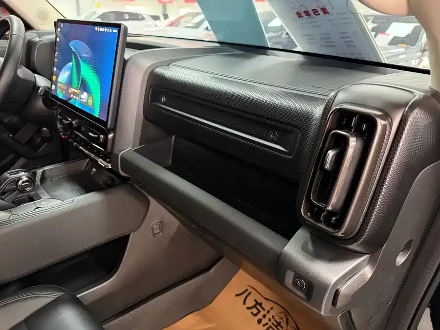 Haval Raptors New Energy Haval Raptors New Energy 2023 Hi4 145 Exploration Edition 2024 — миниатюра 2