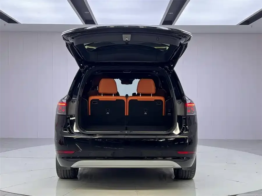 AITO M9 M9 2024 Extended Range Ultra Edition 52kWh 6-seater Edition 2024 — миниатюра 3