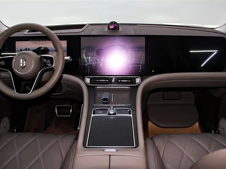 AITO M9 Wenjie M9 2025 Extended Range Ultra Edition 52kWh 6-Seat Version (192-line LiDAR) 2025 — миниатюра 4