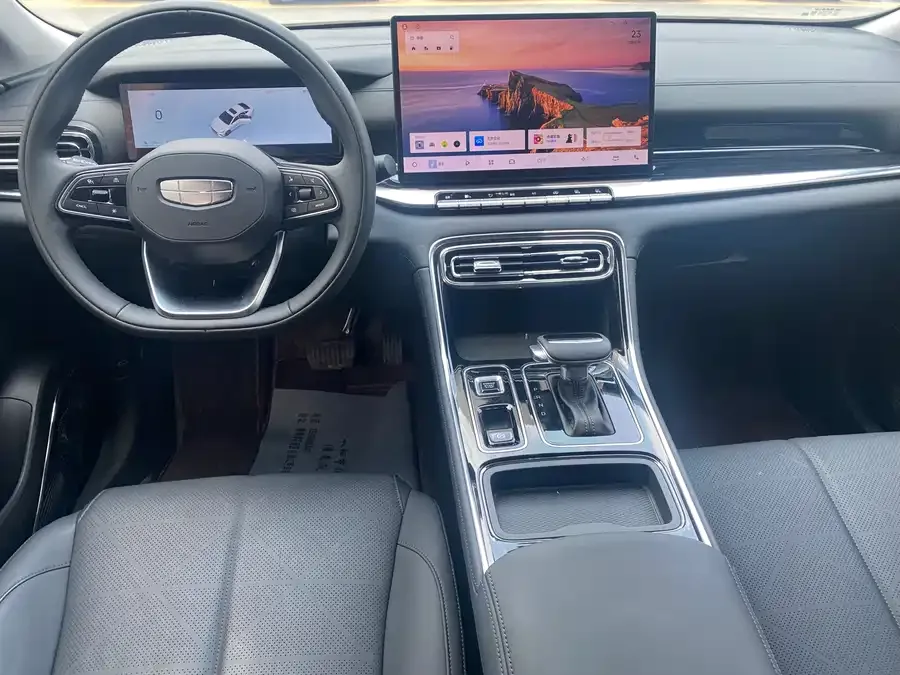 Geely Emgrand Geely Emgrand 2026 5th Generation 1.5L CVT Premium 2026 — миниатюра 2