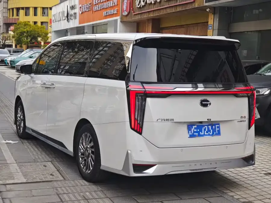 GAC Trumpchi M8 Trumpchi M8 2025 Grandmaster Series Super Hybrid Edition 2025 — миниатюра 2