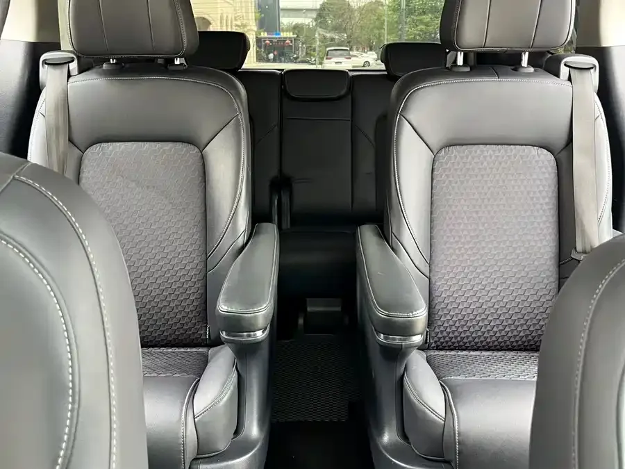 GAC Trumpchi M8 Trumpchi M8 2021 Lead Show Series 390T Exclusive Edition 2022 — миниатюра 3