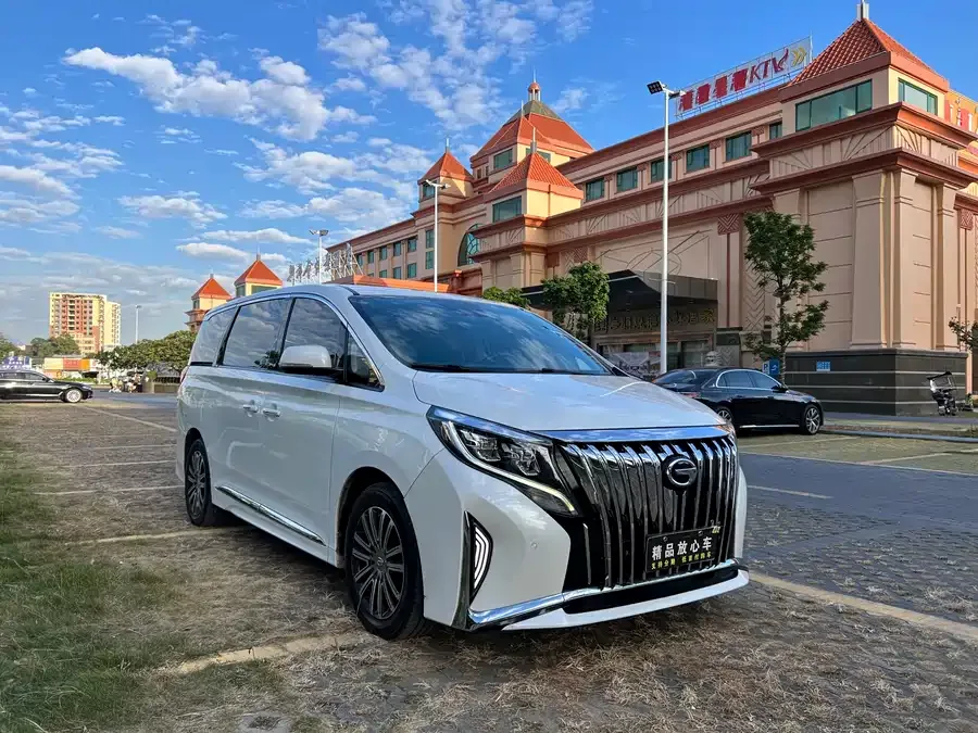 GAC Trumpchi M8 2022