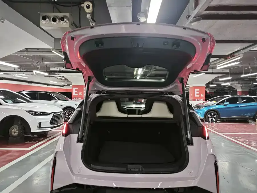 Zeekr X Zeekr X 2025 four-seat rear-wheel drive cube version 2024 — миниатюра 3