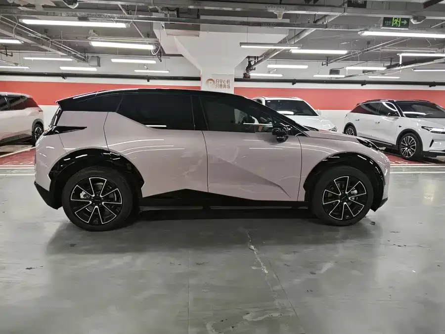 Zeekr X Zeekr X 2025 four-seat rear-wheel drive cube version 2024 — миниатюра 5