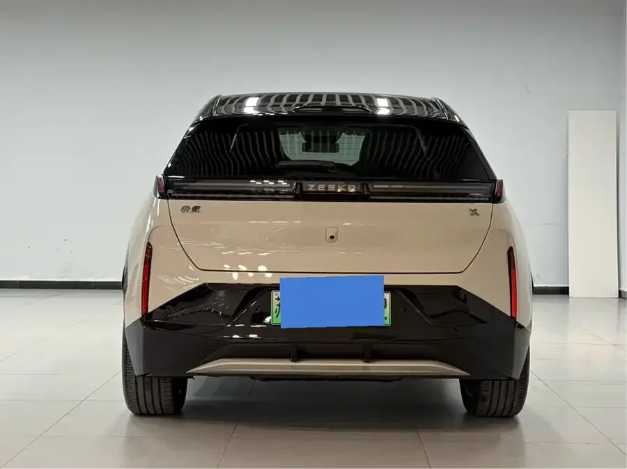 Zeekr X Zeekr X 2025 four-seat rear-wheel drive cube version 2024 — миниатюра 2