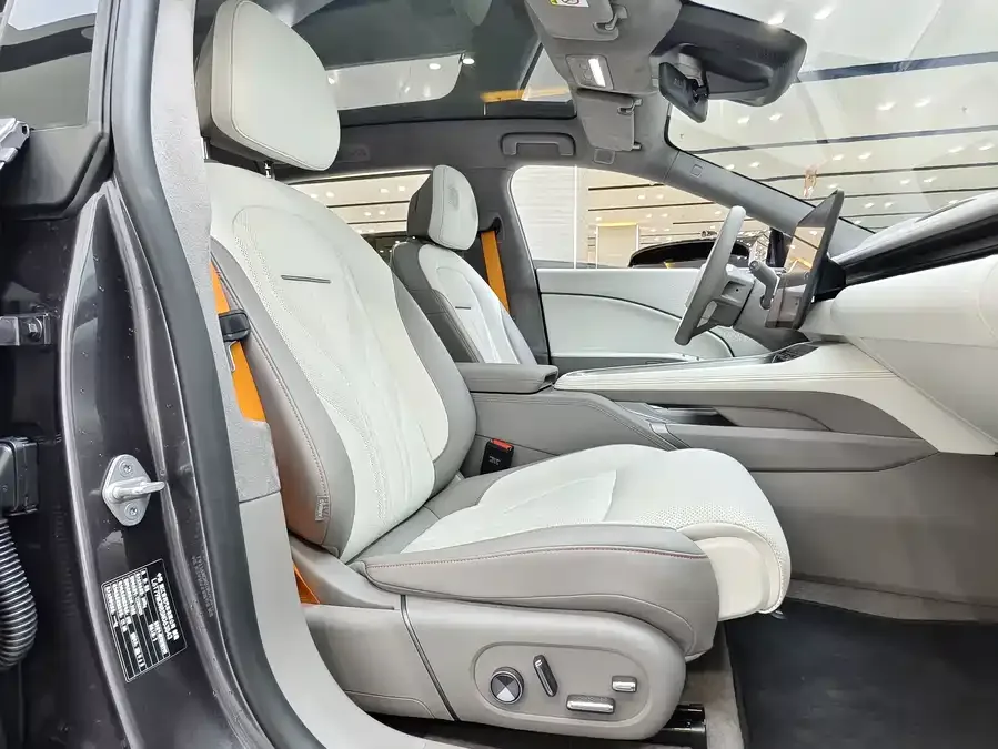 Zeekr 007GT Zeekr 007GT 2025 rear-wheel drive intelligent driving version 75kWh 2026 — миниатюра 3