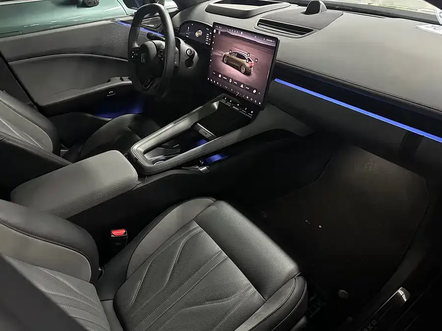 Zeekr 007GT Zeekr 007GT 2025 rear-wheel drive intelligent driving version 75kWh 2025 — миниатюра 5