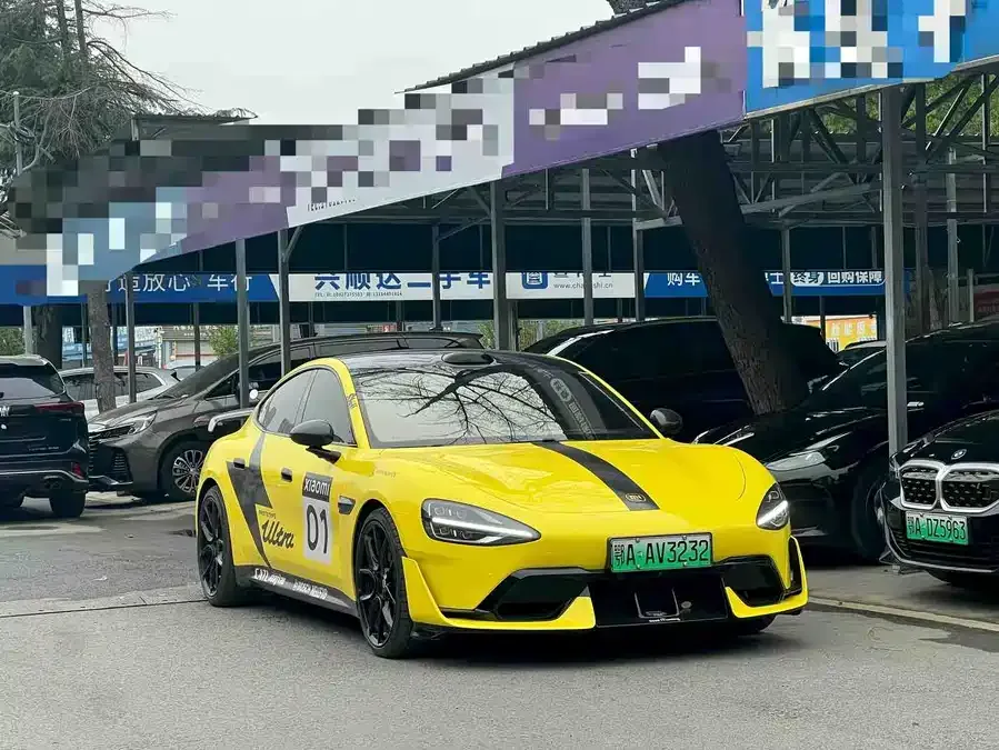 Xiaomi SU7 2024