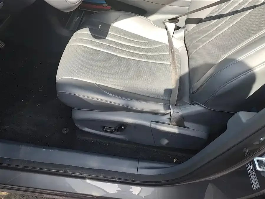 Geely Galaxy E5 Galaxy E5 2024 530km Exploration+ Edition 2025 — миниатюра 3
