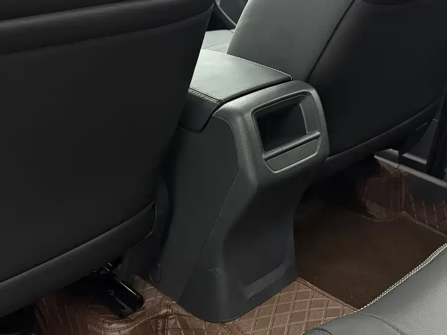 Jetta VS5 Jetta VS5 2026 280TSI Automatic Pioneer Edition 2025 — миниатюра 4