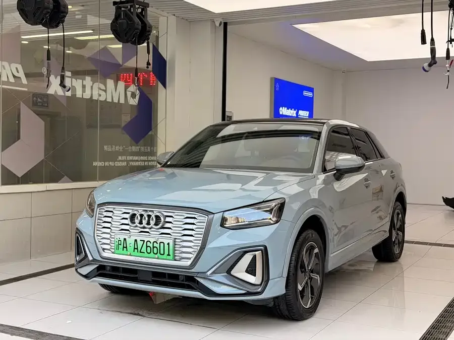 Audi Q2L e-tron 2022 Q2L e-tron Pure Electric Smart Edition 2022 — фото 1, купить с доставкой в Москву