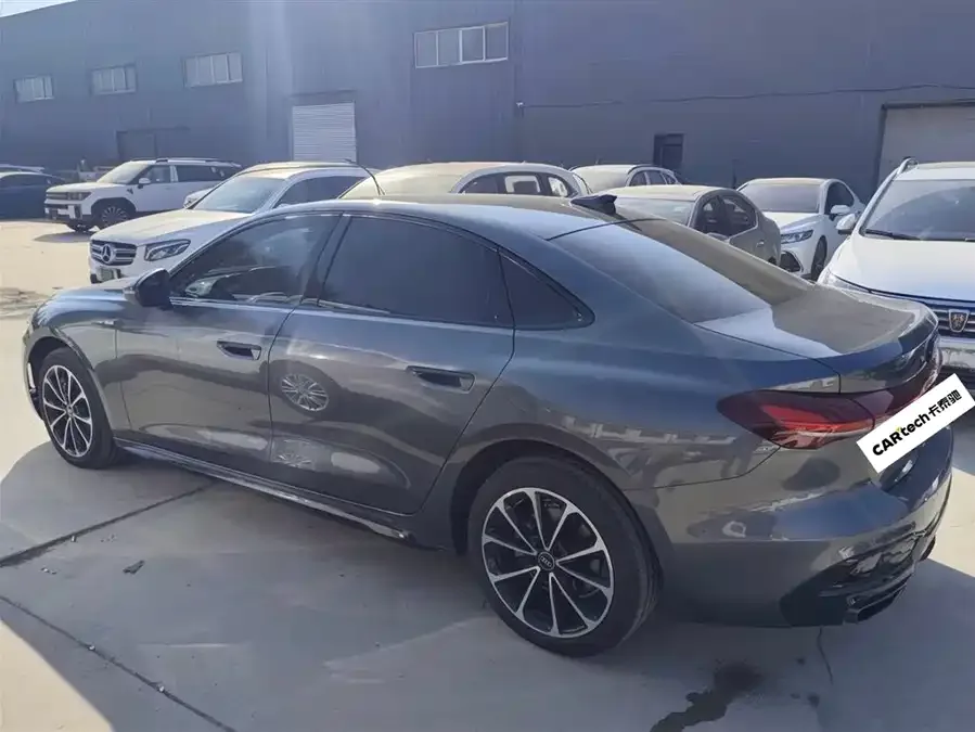 Audi A5L 2026 2.0T Sport Plus 2025 — миниатюра 4