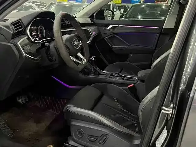 Audi Q3 SPORTBACK 2022 40 TFSI Fashion Edition 2022 — миниатюра 4