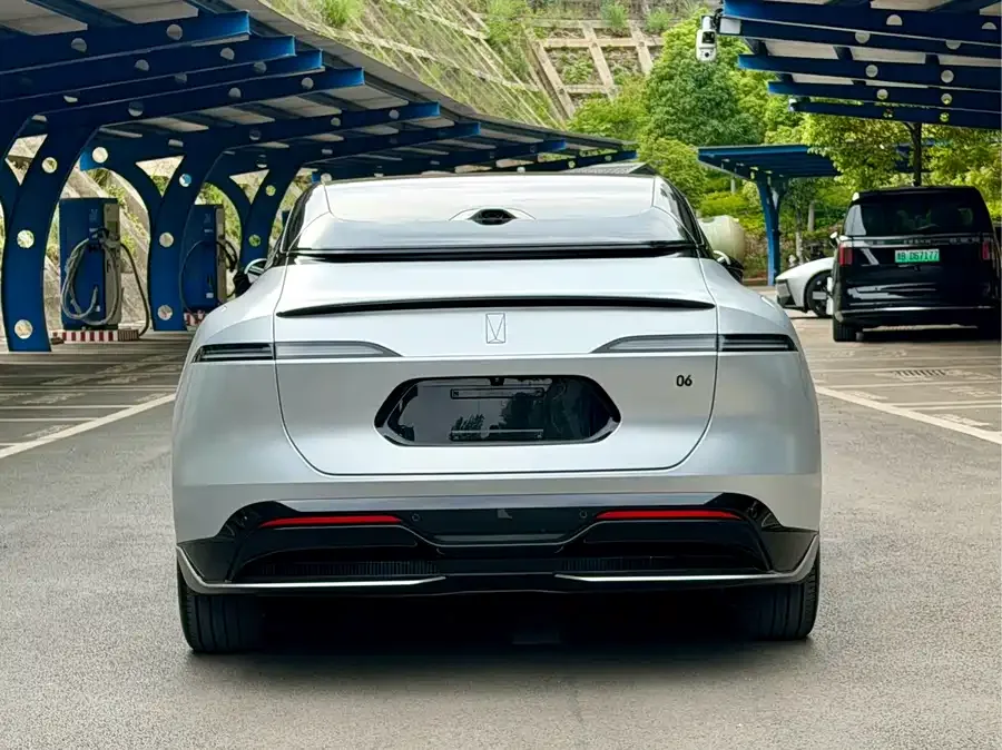 Avatr 06 Avita 06 2025 Max Extended Range Edition 2025 — миниатюра 2