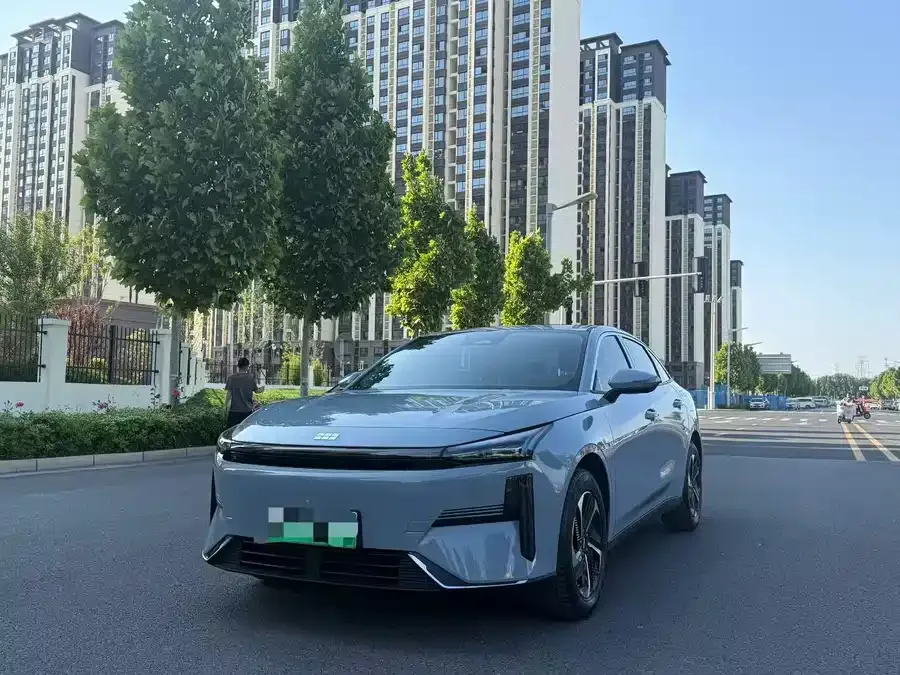 Geely Galaxy L6 Galaxy L6 2025 EM-i 140km Exploration+ Edition 2025 — фото 1, купить с доставкой в Москву