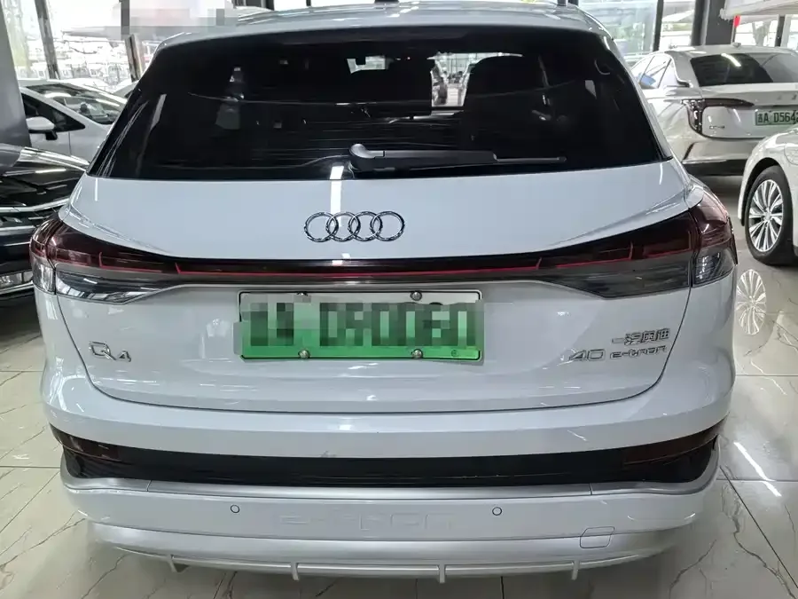 Audi Q4 e-tron 2023 40 e-tron Chuangjing Yaoye Edition 2023 — миниатюра 5