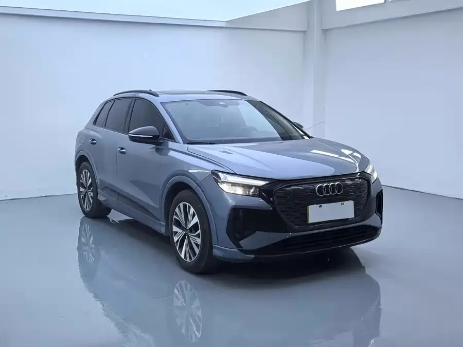 Audi Q4 e-tron 2023