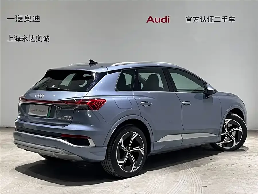 Audi Q4 e-tron 2024 40 e-tron Creative Edition 2025 — миниатюра 2