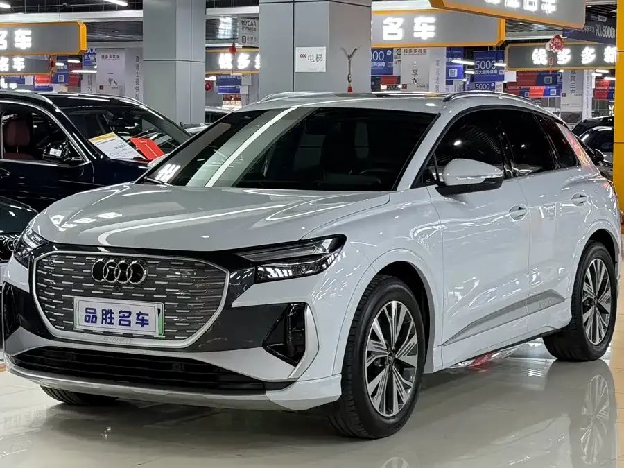 Audi Q4 e-tron 2023 40 e-tron Creative Edition 2024 — фото 1, купить с доставкой в Москву
