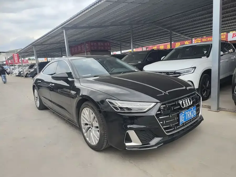 Audi A7L 2024 45TFSI S-line Dream Flow Crystal Set 2024 — миниатюра 5