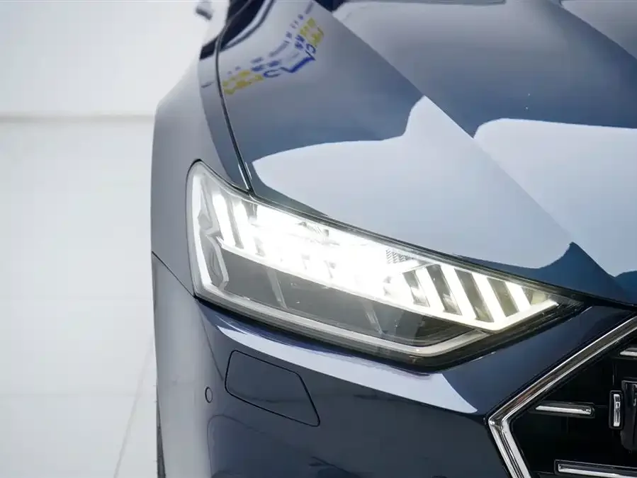 Audi A7L 2024 45TFSI quattro S-line Vision Flow Crystal Set 2023 — миниатюра 5