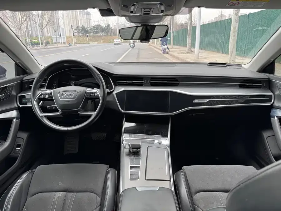 Audi A7L 2024 45TFSI S-line Dream Flow Crystal Set 2023 — миниатюра 2