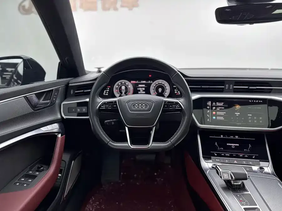 Audi A7L 2024 45 TFSI quattro S-line Black Warrior Edition 2024 — миниатюра 3