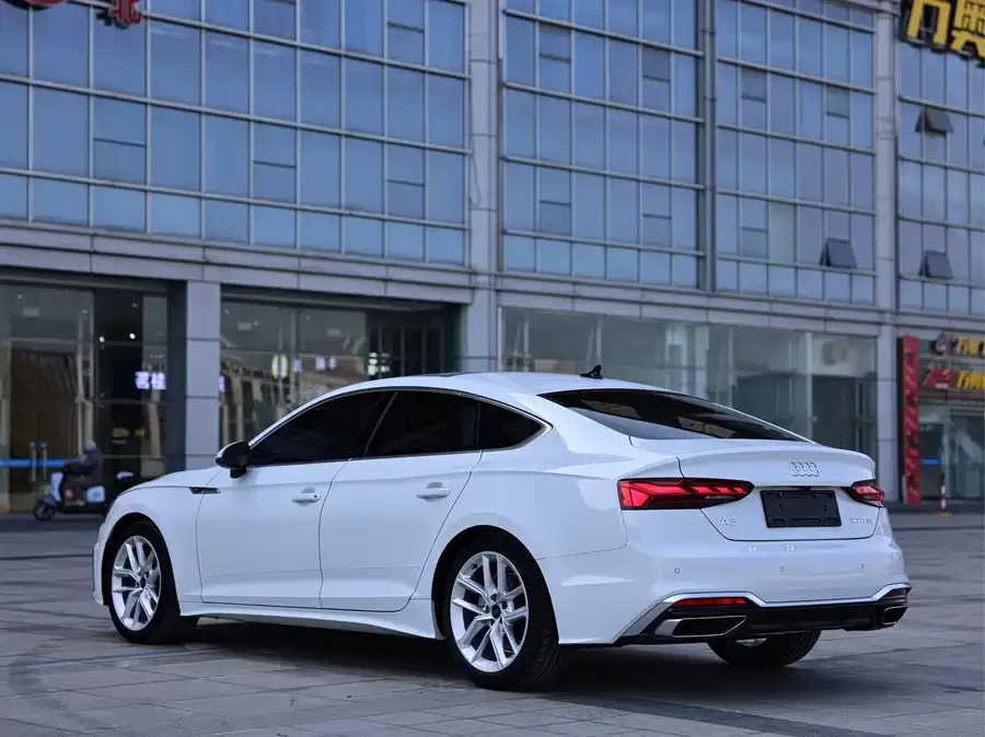Audi A5 Audi A5 (Imported) 2024 Sportback 40 TFSI Fashion Dynamic Edition 2024 — миниатюра 2