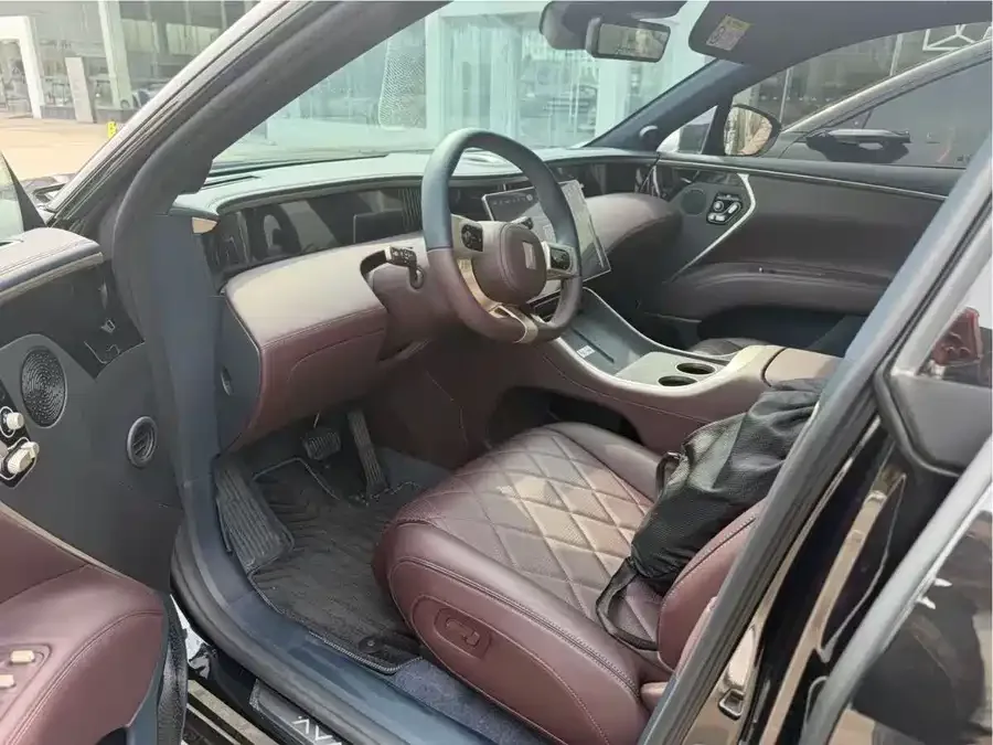 Avatr 11 Avita 11 2025 facelift Max extended range version 2025 — миниатюра 2