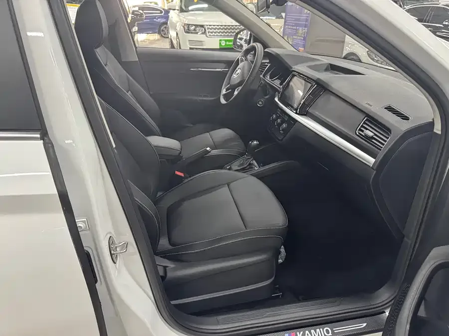Skoda Kamiq 2023 Kamiq facelift 1.5L automatic comfort version 2023 — миниатюра 4