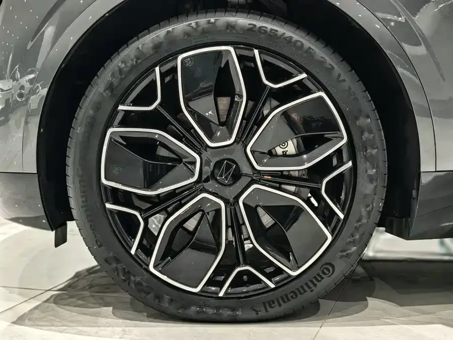 Avatr 11 Avita 11 2022 Super Long Range Dual Motor Luxury Edition 4 Seaters 2023 — миниатюра 4