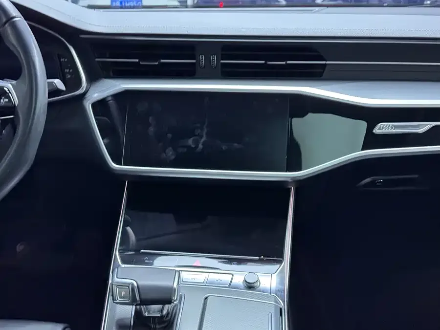 Audi A7 2024 45 TFSI Premium Edition 2024 — миниатюра 3