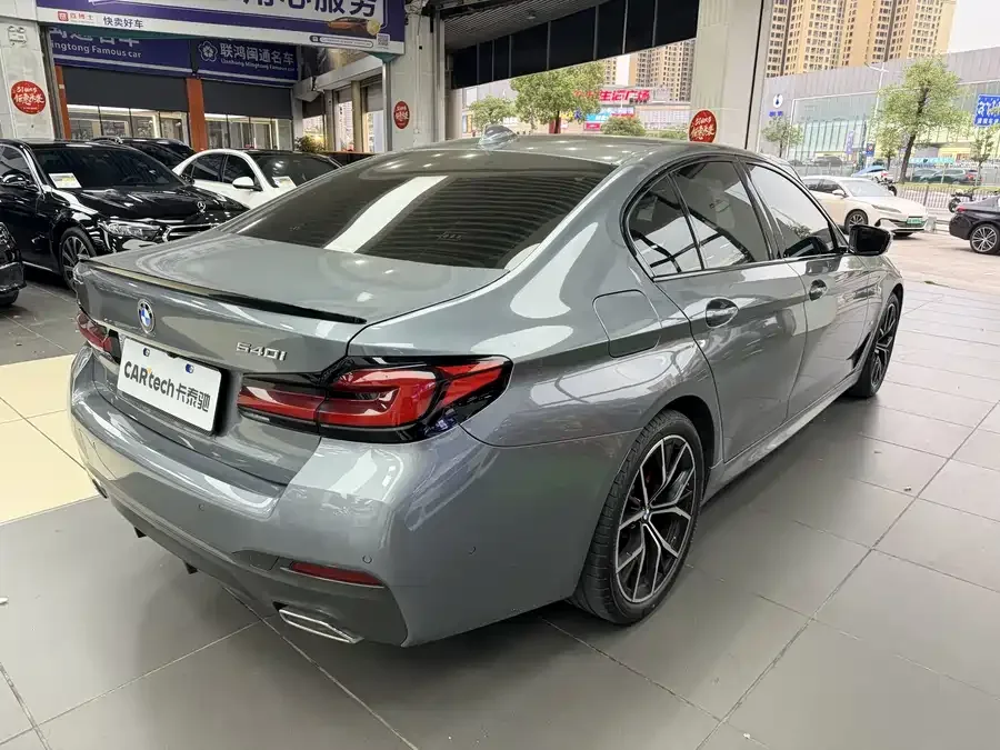 BMW 5 Series BMW 5 Series (Imported) 2022 530i Fashion Edition M Sport Package 2022 — миниатюра 3
